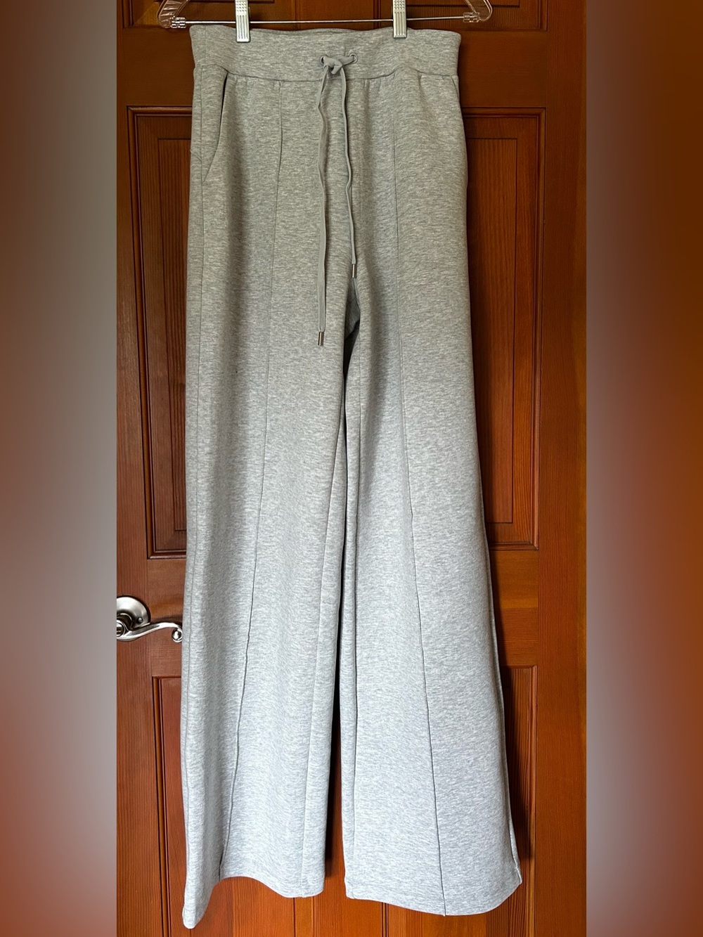 CALIA by Carrie Underwood Wide-Leg Pants “Soft Scuba Collection” in Light Gray